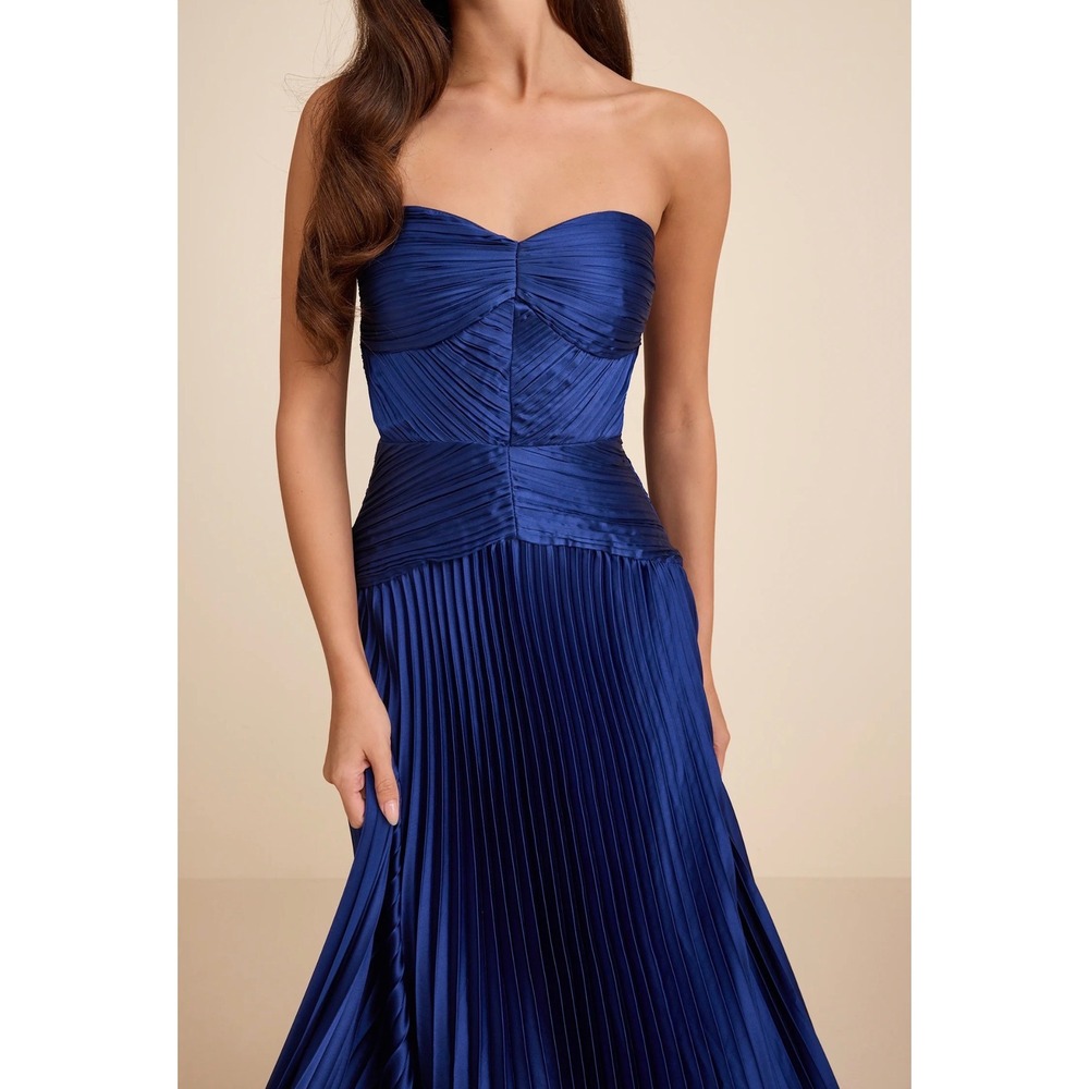 Lulus Elkay Navy Blue Pleated Satin Drop Waist Strapless Maxi Dress Size M 2911